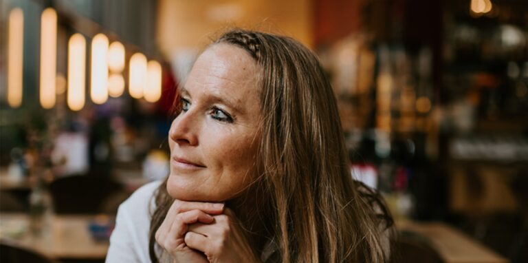 Die Autorin und Journalistin Anke Ricklefs gastiert im Kettenschmiedemuseum in Fröndenberg.