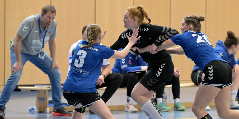 Svea Renhof (M.) und der Lüner SV versuchten viel, blieben am Ende aber glücklos.