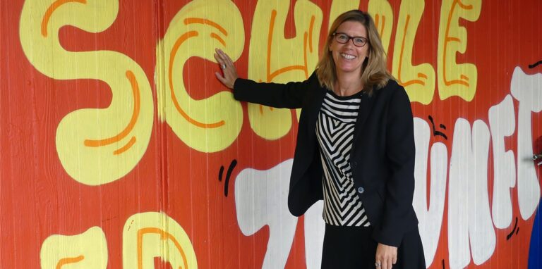 Schulleiterin Eva Graß-Marx liegt beim Erweiterungsbau an der GSG eine Aula am Herzen. Doch die ist eigentlich gar nicht vorgesehen. Das Thema wurde jetzt im Schulausschuss diskutiert.