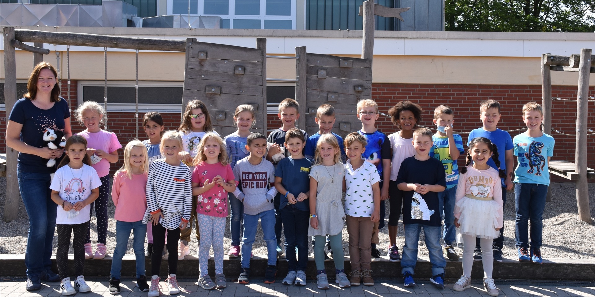Gruppenbild einer ersten Klasse