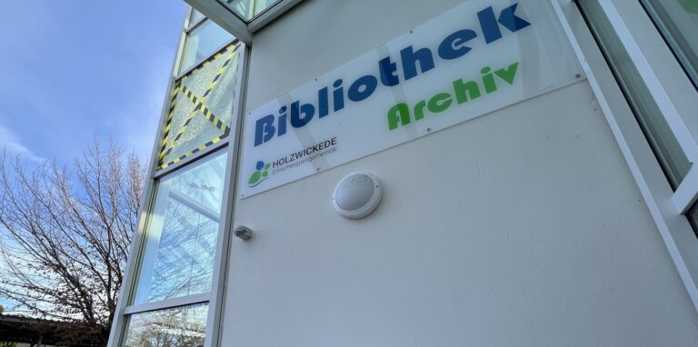 Die Gemeindebibliothek ist in der Opherdicker Straße 44 zu Hause.