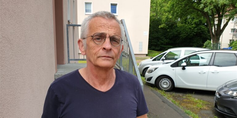 Andreas Berle (58) ist Frührentner und alleinerziehend. Er muss jeden Cent umdrehen, über das vorgeschlagene Entlastungspaket freut er sich nur bedingt.