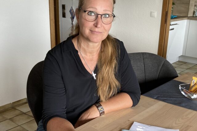 Carmen Koslowski wartet seit November 2021 auf ihren Telekom-Anschluss.