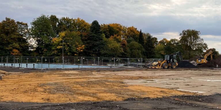 Baustelle in Kamen auf ehemaligem Freibadgelände.