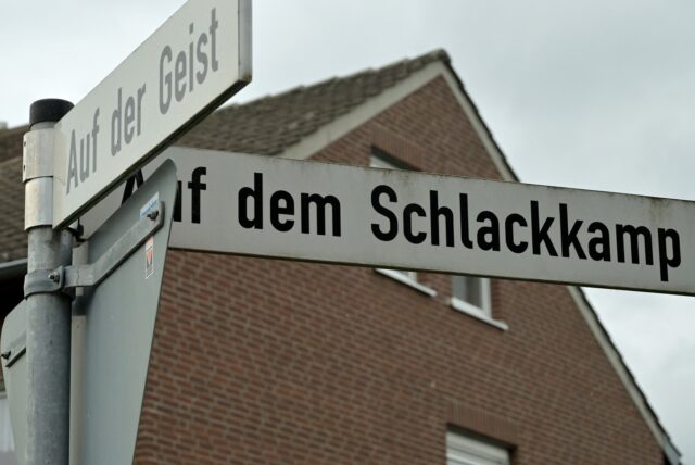 An der Straße „Auf dem Schlackkamp“ hat es am Montagmittag einen Polizeieinsatz gegeben.