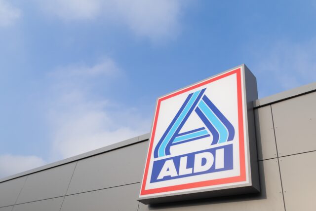 Ein Aldi-Nord-Logo an einer Filiale.
