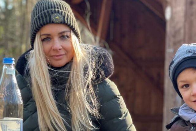 Fitness-Expertin Magdalena Litwicka gemeinsam mit ihrem sechsjährigen Sohn.
