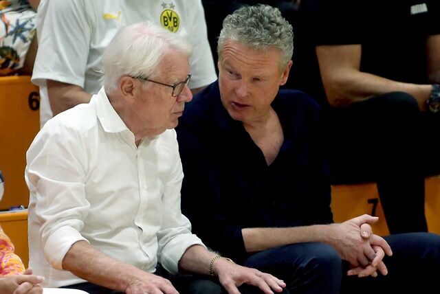 Präsident Dr. Reinhard Rauball und der damalige BVB-Abteilungsleiter Andreas Heiermann im Gespräch.