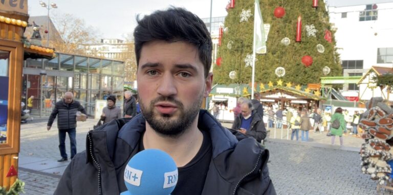 Der Weihnachtsmarkt 2021 ist eröffnet. Wir haben einen Rundgang gemacht.