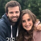 Emma und Max wohnen seit September 2021 im Berswordt-Carrée. Wegen des Schimmelbefalls ihrer Wohnung wollen sie nun wieder ausziehen.
