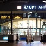Leer ist ein Zugang zur U-Bahn-Haltestelle am Bochumer Hauptbahnhof.