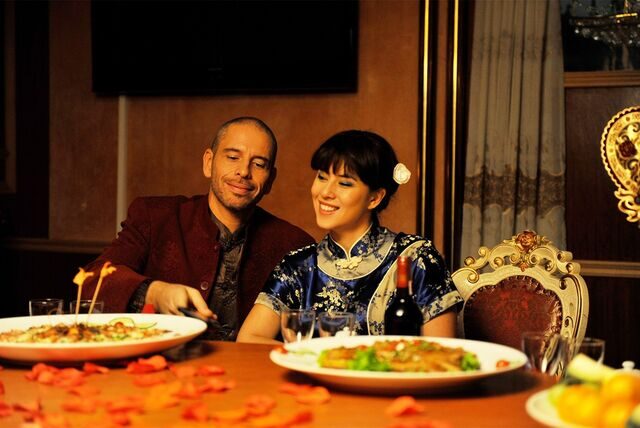 François (Frédéric Chau) in einer Szene des Films „Made in China“.
