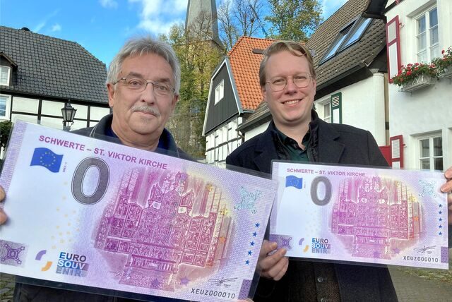 Uwe Fuhrmann und Dr. Christopher Wartenberg, Heimatverein Schwerte