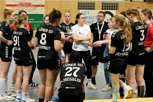 Die Handballerinnen des Lüner SV hatten gegen Hemer kaum eine Chance.