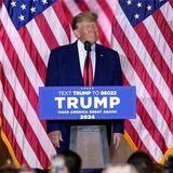 Donald Trump, ehemaliger US-Präsident, spricht in seinem Anwesen Mar-a-Lago.