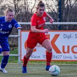 Lilien Heußner (r.) und RW Unna spielen am Sonntag gegen die SpVg Berghofen.