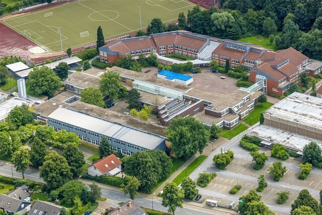 Die weiterführenden Schulen in Holzwickede sind im Schulzentrum zusammengefasst.