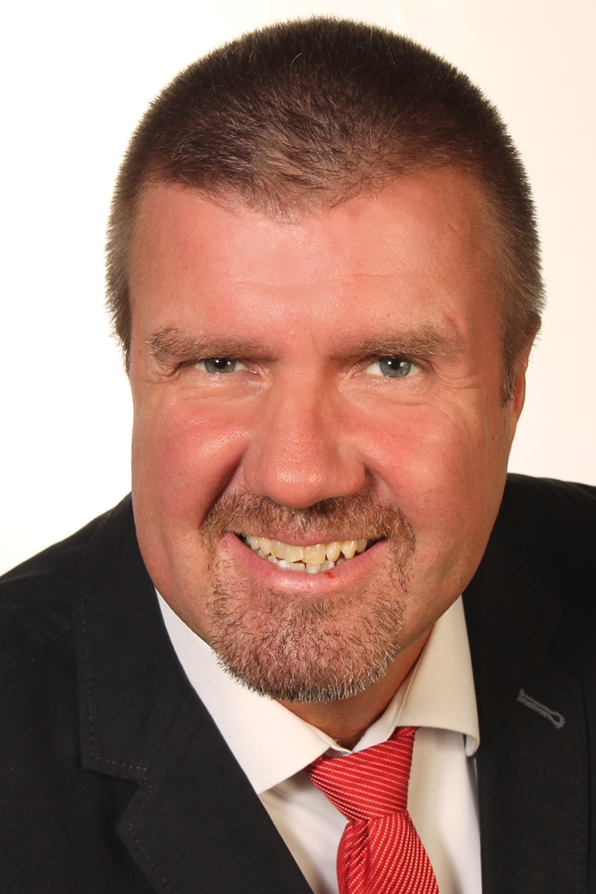 Bernd Kasiscke ist erster Beigeordneter der Gemeinde Holzwickede. Bernd Kasiscke ist erster Beigeordneter der Gemeinde Holzwickede.