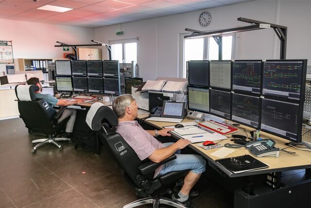 So sieht es im elektronischen Stellwerk für die Bahnstrecke Dortmund-Herne aus. Das Stellwerk für den Hauptbahnhof wartet noch auf Erneuerung.