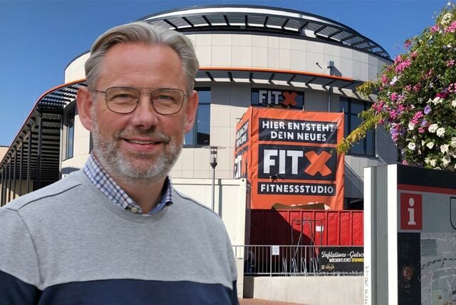Thomas Weber vom City-Werbering betont: Er würde die „Neue Mühle“ gerne auch bei verkaufsoffenen Sonntagen einbinden. Doch von einigen Mietern des Einkaufszentrums habe er sich nun unangebrachte Kritik anhören müssen.
