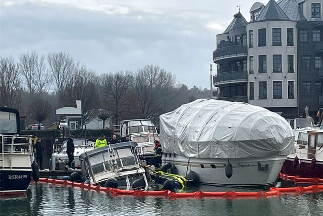 Nach einem Schiffsuntergang in der Marina Rünthe (Bild) hat der Bootseigner einen Neustart gewagt.