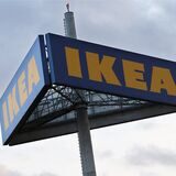 Ein Ikea-Schild.