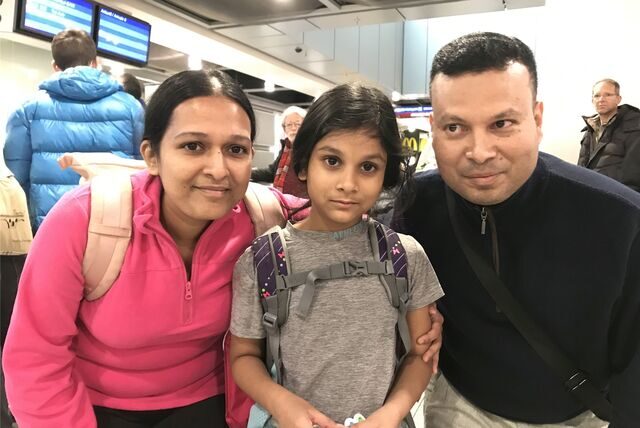 Arnina, ihre Mama Iffat und ihr Papa Nadim aus Bangladesch