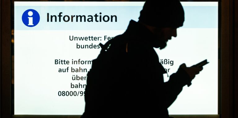 Unwetter-Apps können helfen, wenn mal wieder ein Sturmtief durch Deutschland zieht. (Symbolbild)