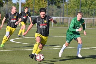 Tillmann Siebert (vorne) ist der Spieler des 15. Spieltags.