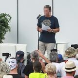 Michael F. sprach im Sommer 2020 bei einer großen Querdenker-Demo auf dem Hansaplatz.