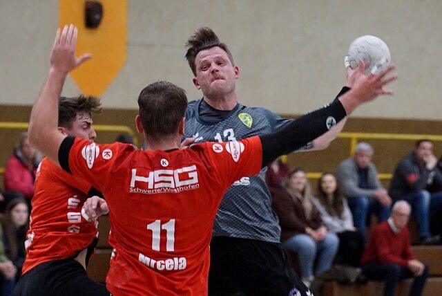 Daniel Lichte und die SGH Unna Massen empfangen am Samstragabend den Tabellenletzten TSV Schloß Neuhaus.