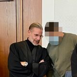 Der Verteidiger und der Angeklagte im Dortmunder Landgericht