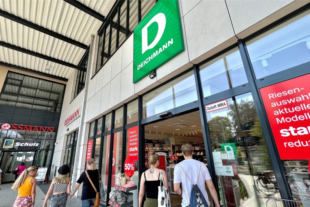 Deichmann hat seinen Standort in der Unnaer Fußgängerzone verlassen und ist ins Einkaufszentrum „Neue Mühle“ umgezogen – ebenso wie Rossmann.
