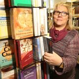 Andrea Sternal ist Leiterin der Stadtbücherei Kamen. Am Montag gibt es im Kulturausschuss einen Überblick über die Arbeit der wichtigen Kulturstätte.