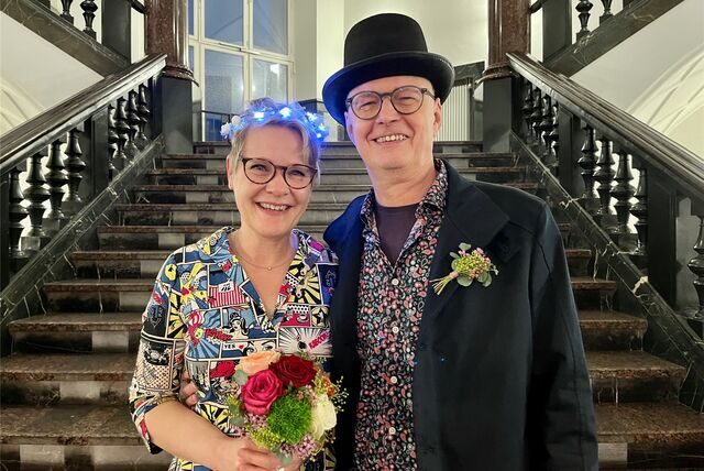 Charlotte Wagner und Ari Plikat haben am Freitag (13.1.) am Dortmunder Standesamt geheiratet.