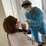Die Stellen, bei denen man sich auf das Coronavirus testen lassen kann, werden immer weniger. Auch weil der Bund die Finanzierung zum 28. Februar einstellt.