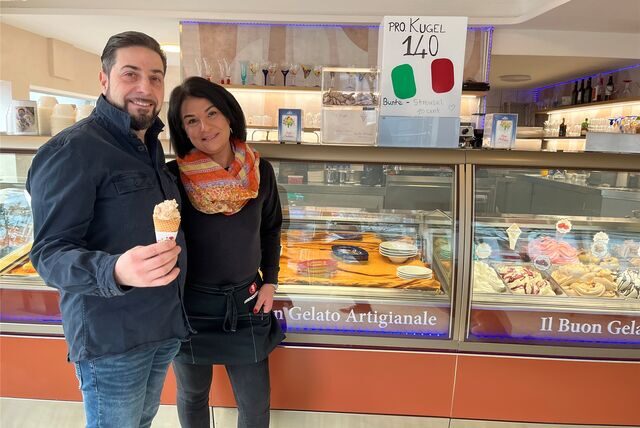Nach der Renovierung begrüßen Aurelio Aiello und Anna Coppola wieder ihre Gäste.