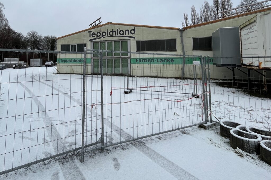Das Teppichland an der Morgenstraße in Unna wird in Kürze neue Heimat von Marco Messebau. Das Teppichland an der Morgenstraße in Unna wird in Kürze neue Heimat von Marco Messebau.