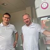 Die Radiologen Dr. Thorsten Mashofer (l.) und Dr. Martin Kamphausen sind Mitinhaber der Praxis, die sich mit dem MVZ Prof. Dr. Uhlenbrock zusammengeschlossen hat.