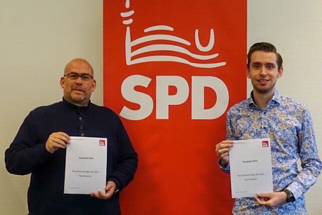 Olaf Schlienkamp (l.) und Fabian Erstfeld aus dem SPD-Fraktionsvorstand
