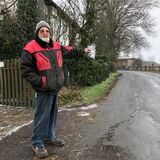 Dietrich Lambardt wohnt seit den 1970er-Jahren am Thabrauck und kennt die widrigen Straßenverhältnisse sehr gut.