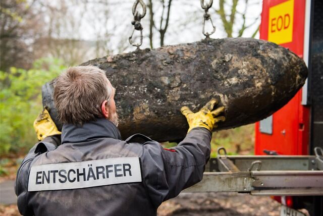 Ein entschärfter und geborgener Bomben-Blindgänger