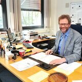 Im Februar 2015 bezog Michael Schulze Kersting seinen Schreibtisch im Hellweg-Berufskolleg Unna. Acht Jahre später ging der Pädagoge nun in den Ruhestand.