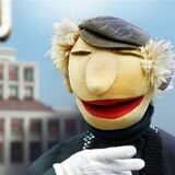 Die Günna-Handpuppe vor dem Dortmunder U
