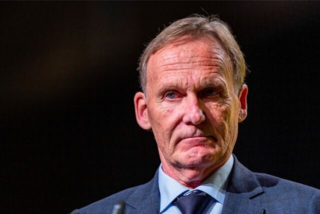 BVB-Geschäftsführer Hans-Joachim Watzke schaut zur Seite.