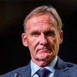 BVB-Geschäftsführer Hans-Joachim Watzke schaut zur Seite.