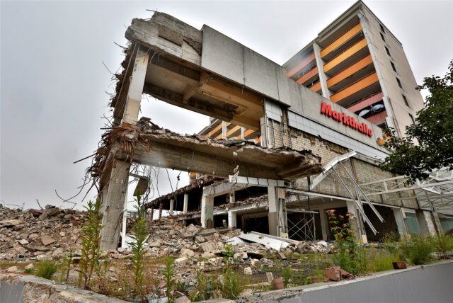 Die Trümmer des Turmarkaden-Komplexes in Bergkamen sollen bald verschwinden. Die Investoren, die an dieser Stelle das „Berg Karree“ planen haben einen positiven Bauvorbescheid.