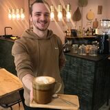 Stefan Cuk eröffnet das Café „No.3 Vino-Bistro-Bar“ in Dortmund.