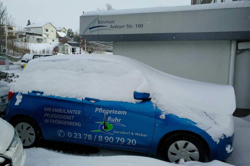 Mobile Pflegedienste traf das Tief Tristan, wie hier in Langschede, im Februar 2021 besonders heftig.