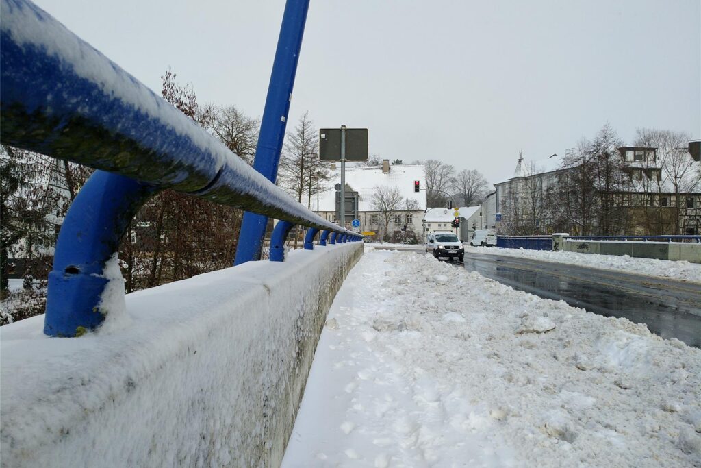 Schneetief Tristan verwandelte den Fröndenberger Westen auch am zweiten Tag in eine Winterwunderlandschaft.